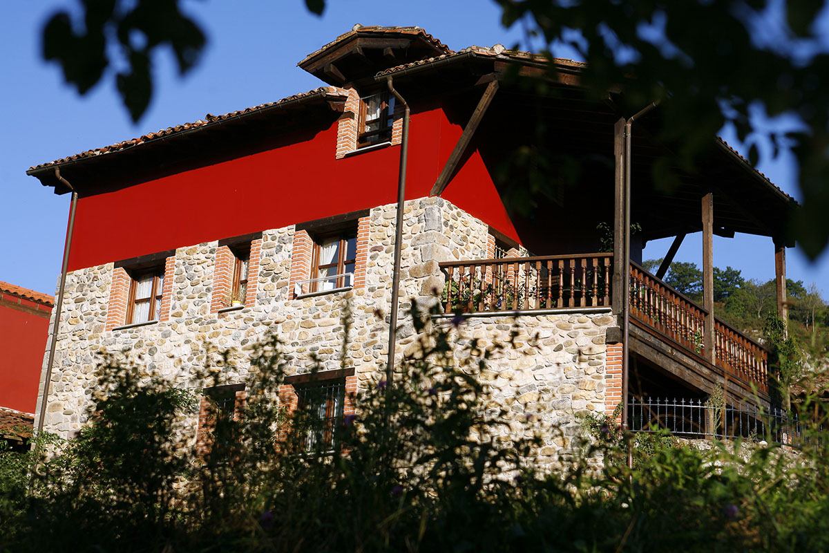 fachada exteriores apartamentos cangas de onis fachada apartamentos rurales