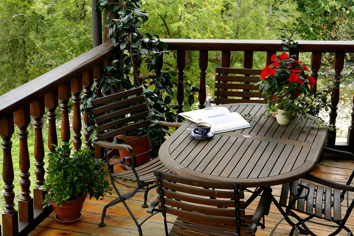 apartamento-terraza-vistas-cangas-de-onis terraza exterior con vistas apartamento rural
