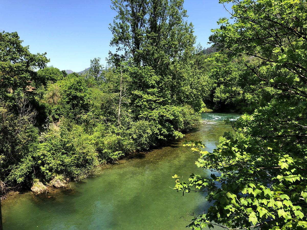 apartamentos rurales exterior río Sella río sella exteriores apartamentos