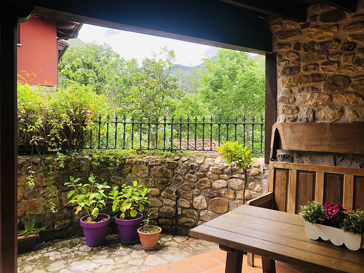 terraza apartamento Cangas de Onis-1200-900 terraza apartamento rural